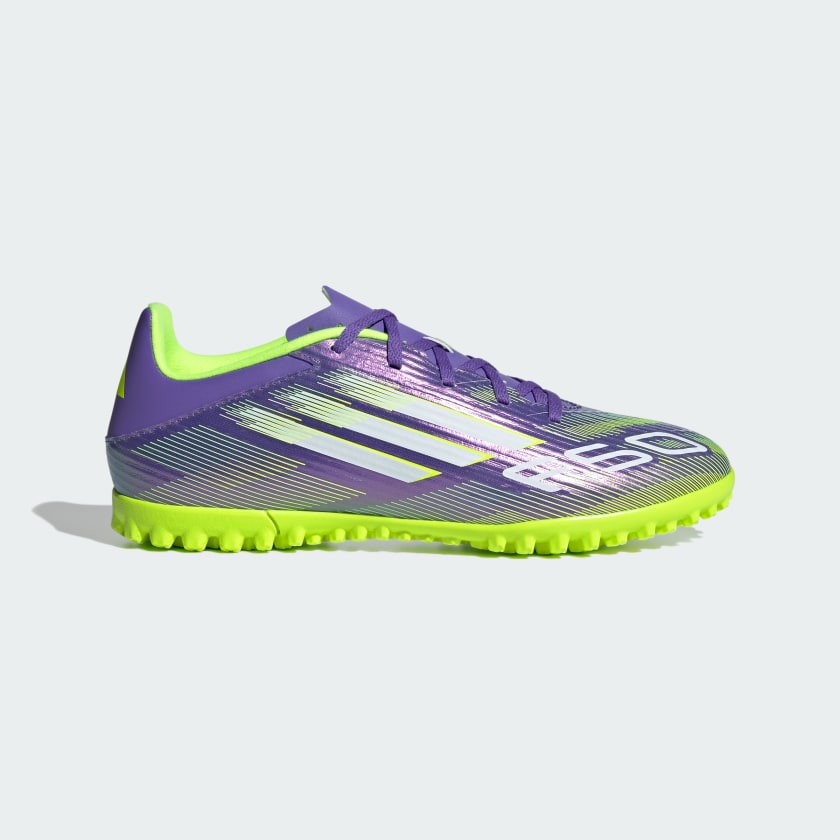 Zapatos de fútbol F50 Club pasto sintético Adidas Violeta