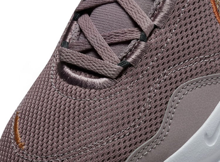Zapatillas Nike  Legend Essential 3 Next Nature Premium Rosado