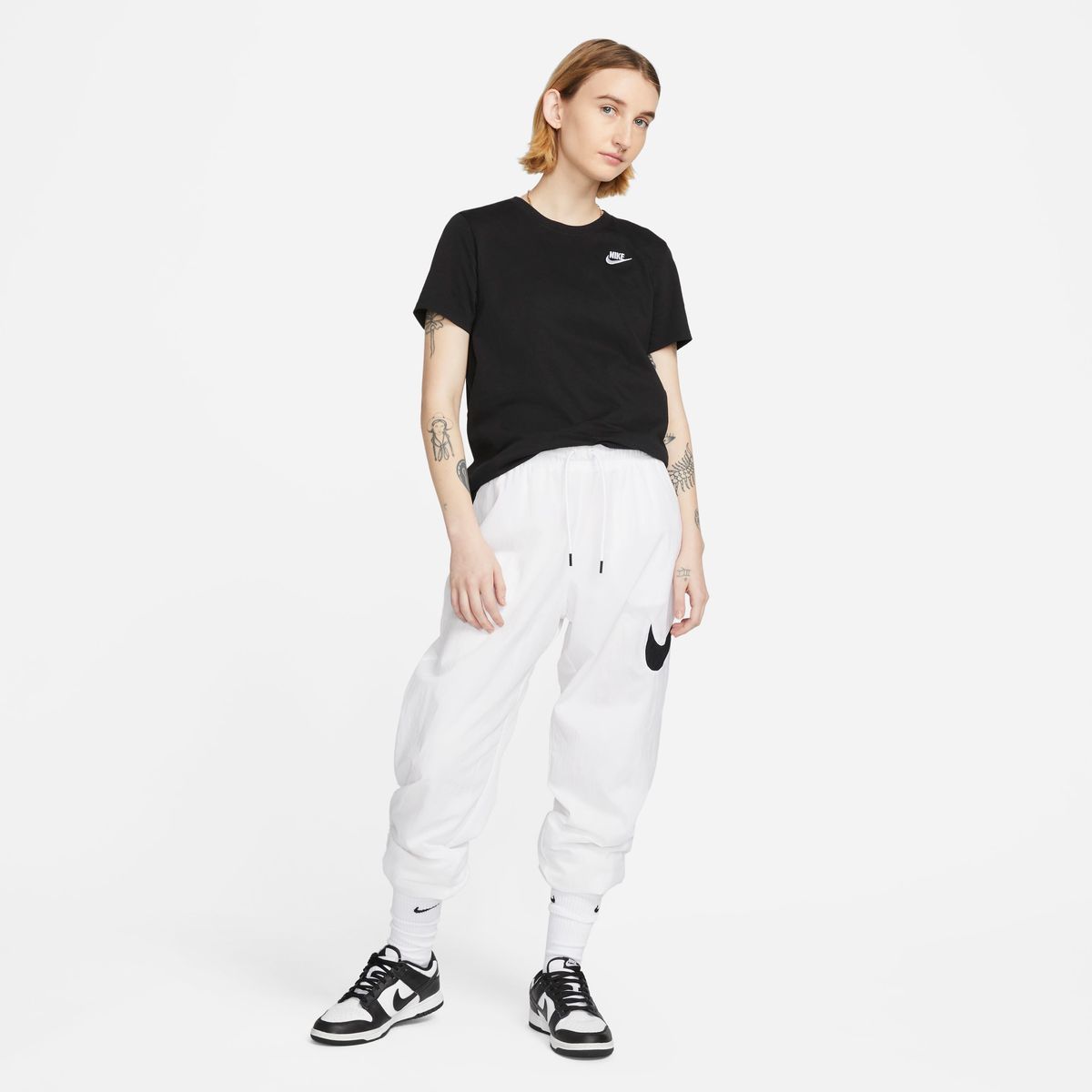Polera Sportswear Club Nike Negro