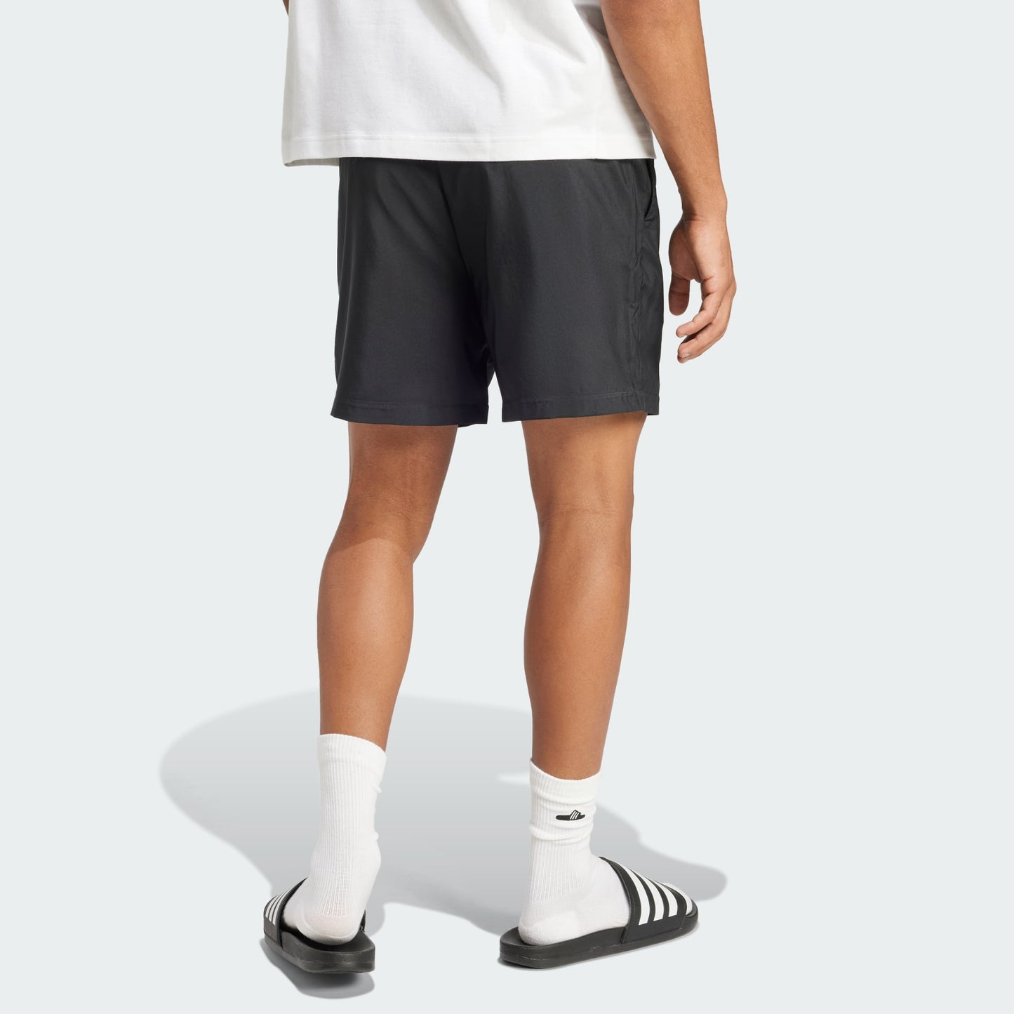 Short Chelsea Essentials Adidas Negro